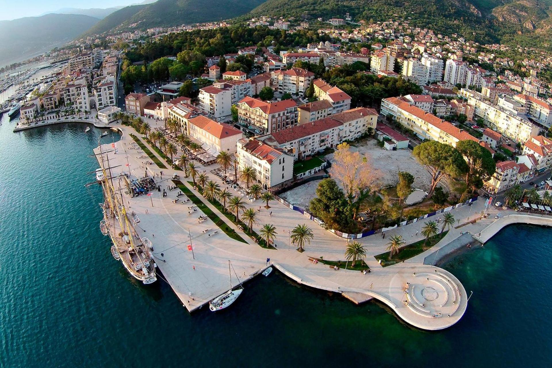M&N Residence Tivat Exterior photo
